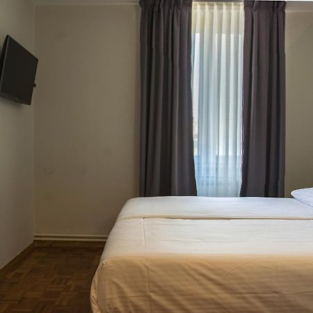 Hotel Minerva เมดูลิน ภายนอก รูปภาพ
