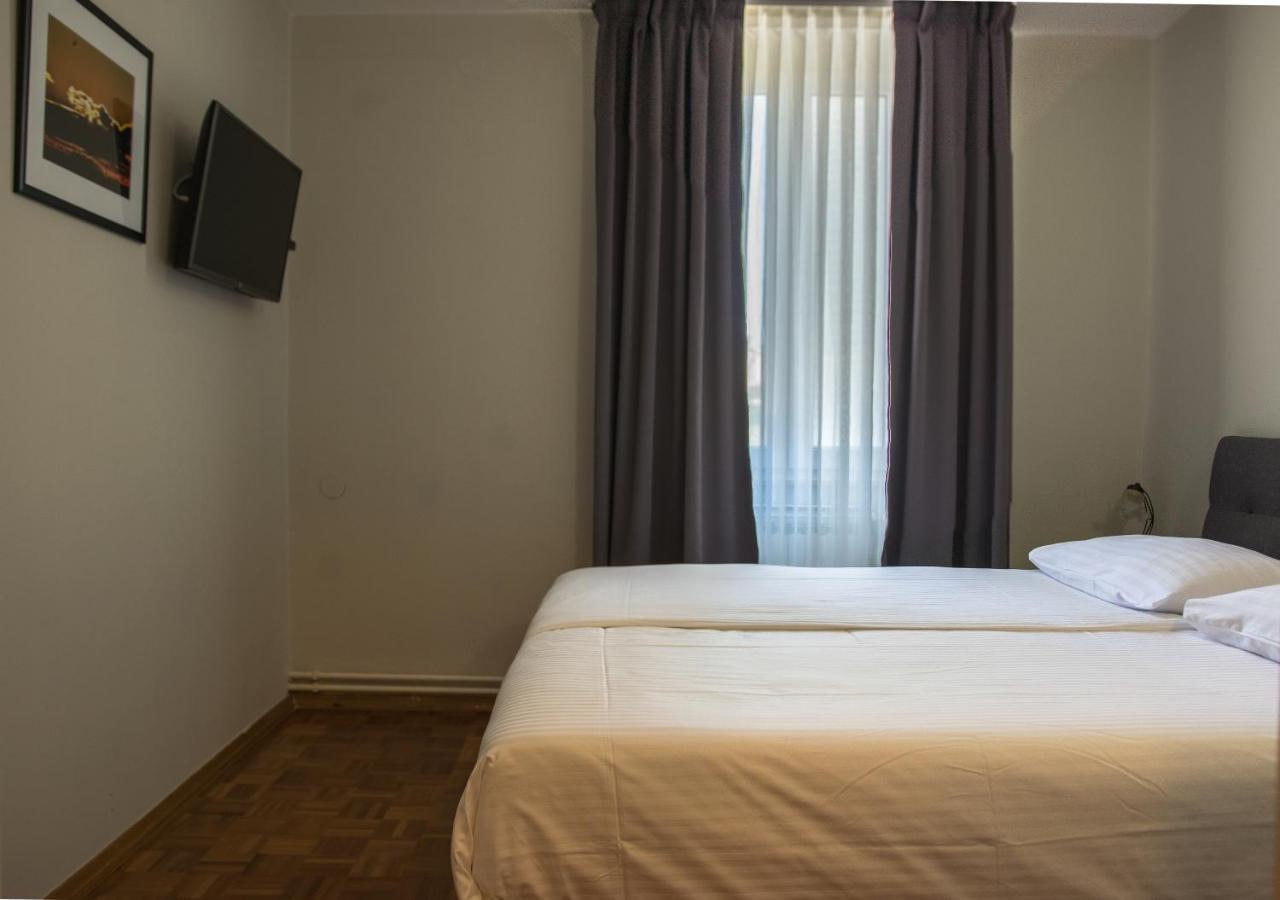 Hotel Minerva เมดูลิน ภายนอก รูปภาพ
